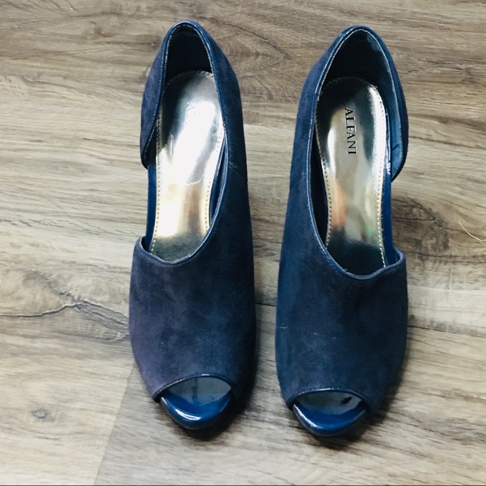 Alfani cut out peep toe heels size 8.5